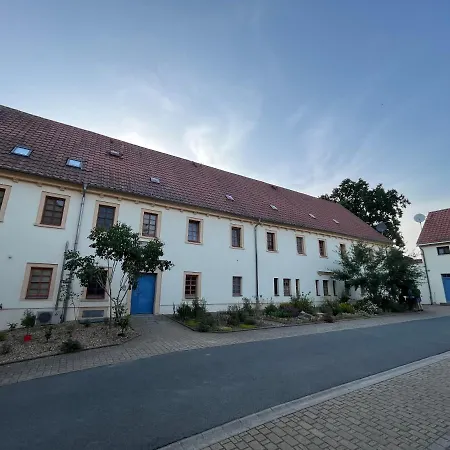 Apartamento Stilvolle Dachgeschoss-wohnung In Top-lage Grossrohrsdorf