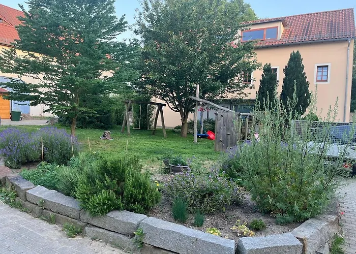 Stilvolle Dachgeschoss-wohnung In Top-lage Apartament Grossrohrsdorf